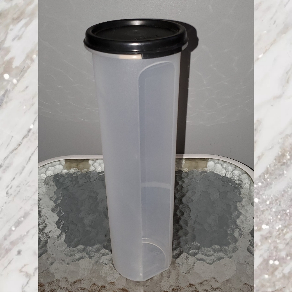 Tupperware Spaghetti Dispenser